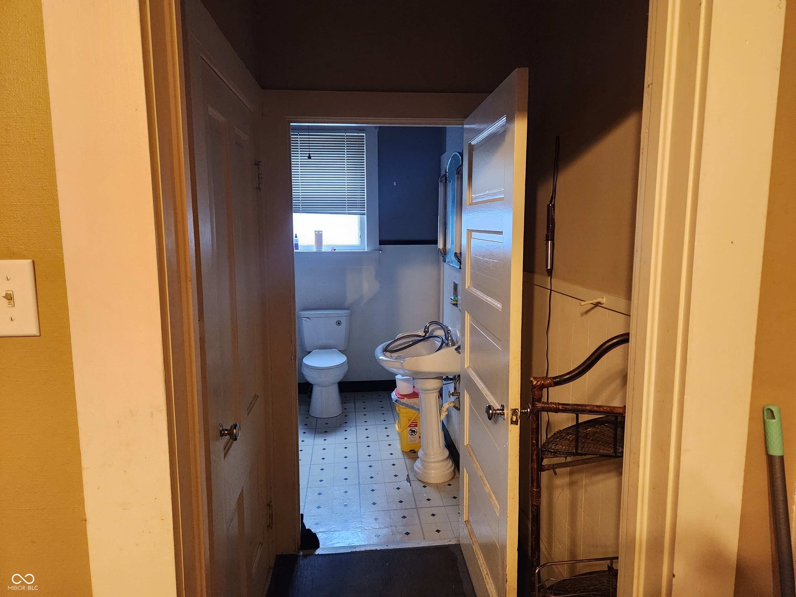 827 South 8th Street Terre Haute, IN 47807 - Photo 17 of 30