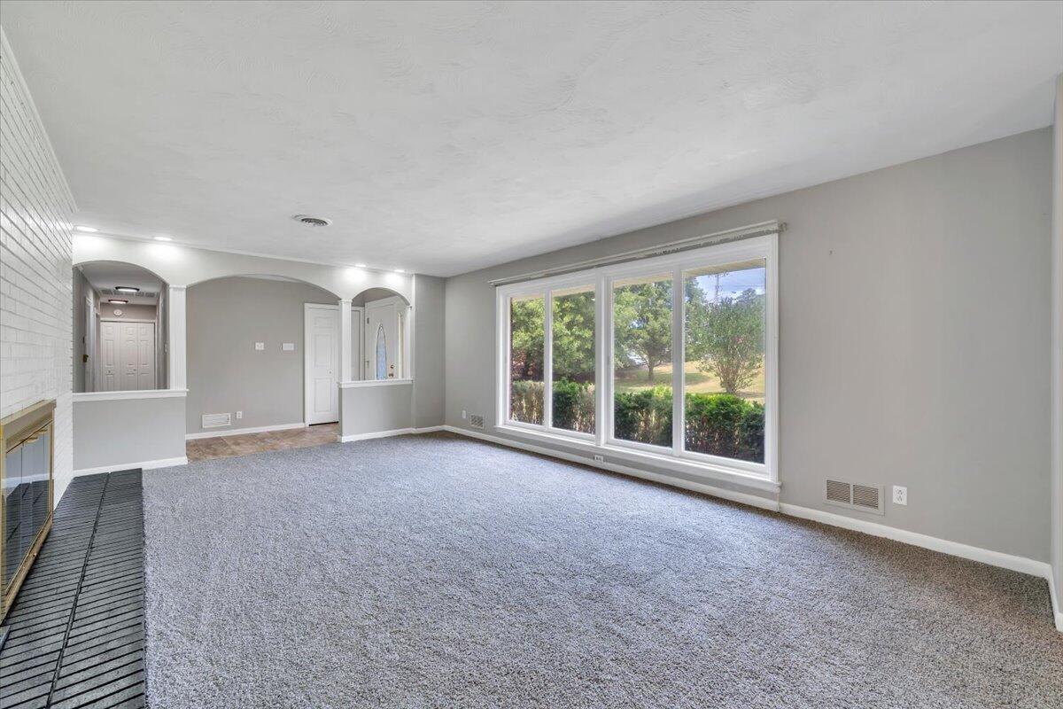 4962 Bower Road Roanoke, VA 24018 - Photo 10 of 55 10-MIB01522
