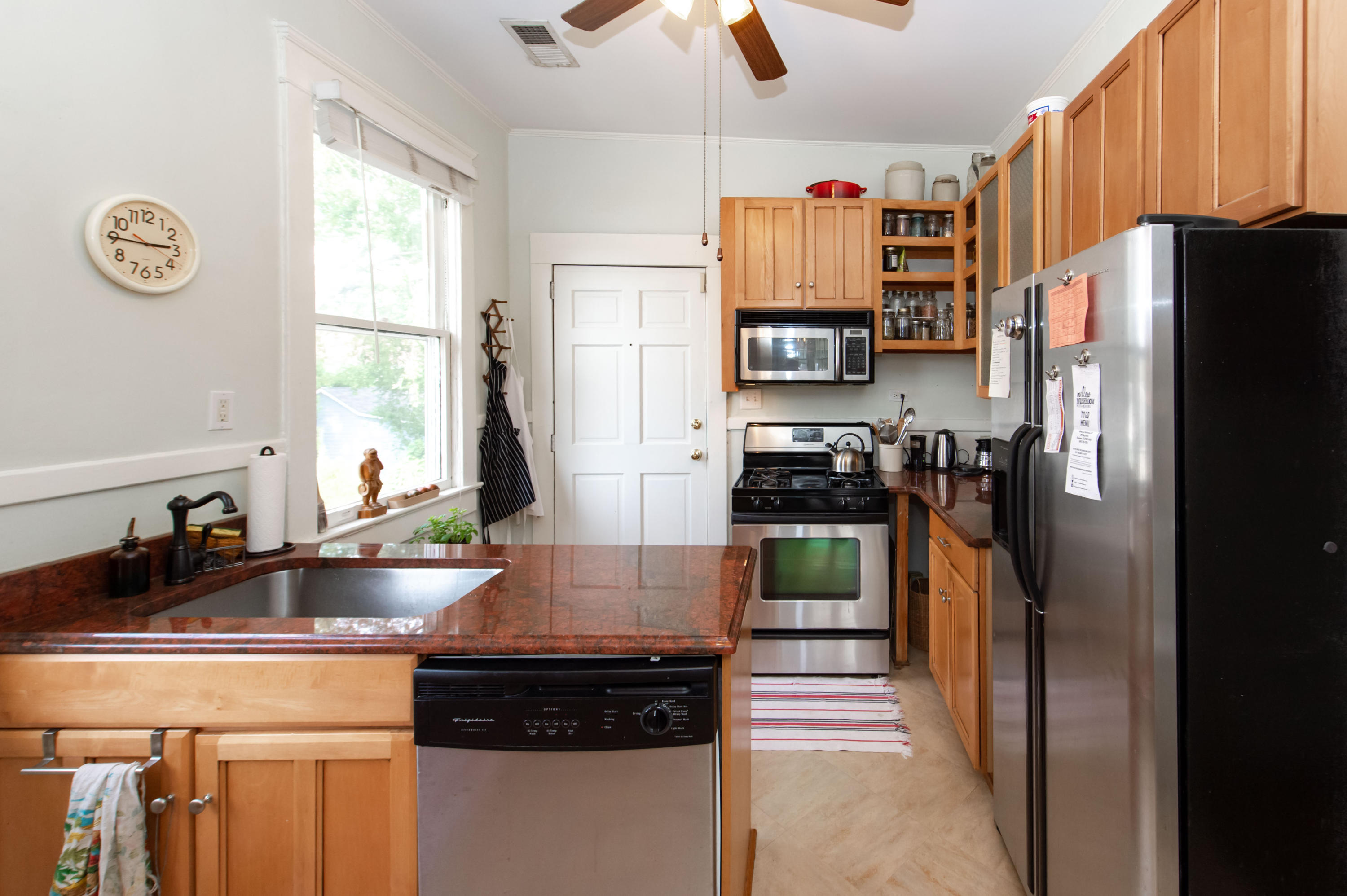 640 Rutledge Avenue, Unit A&B Charleston, SC 29403 - Photo 17 of 20 640 Rutledge Ave_Low Res-9