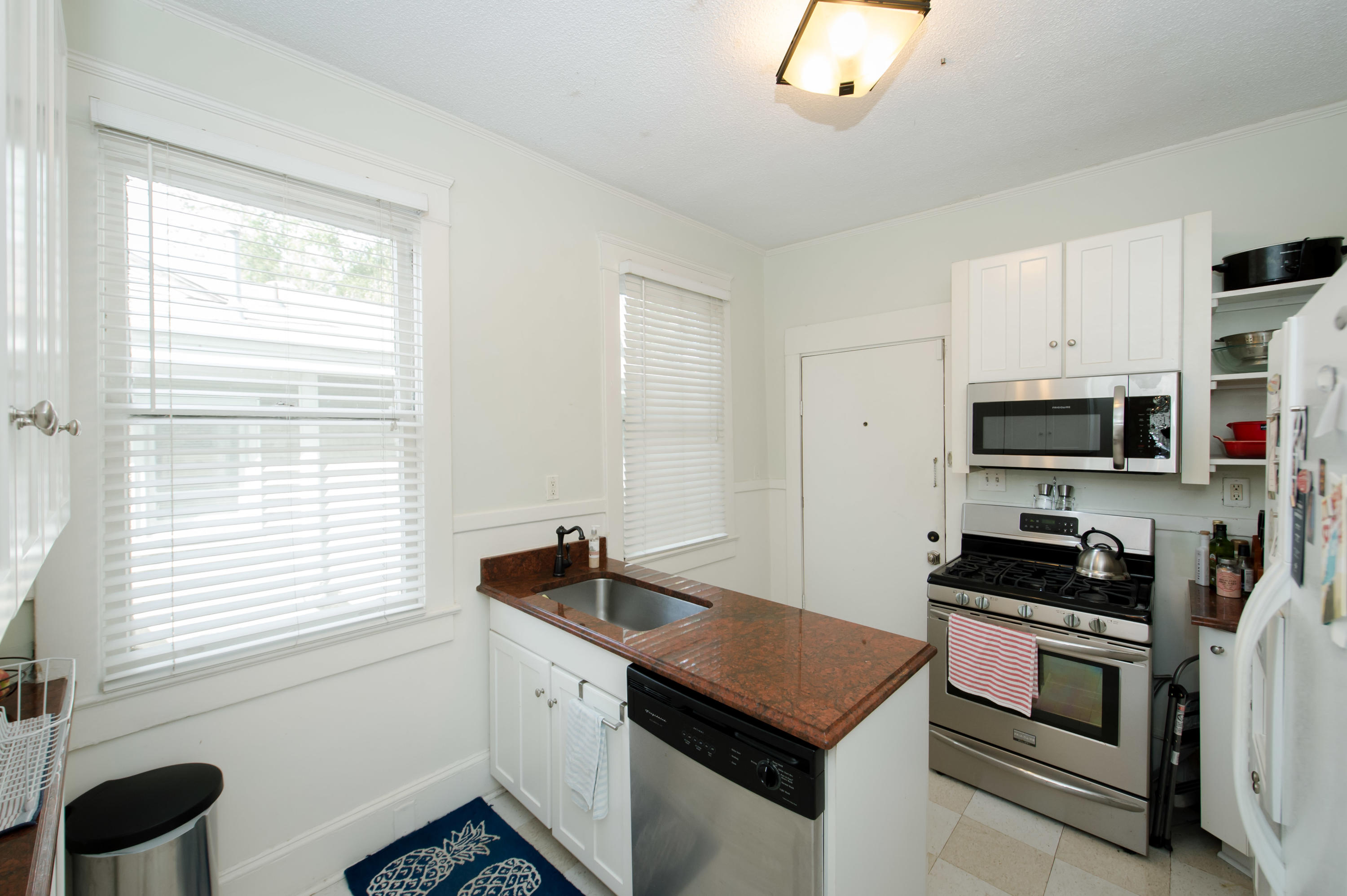 640 Rutledge Avenue, Unit A&B Charleston, SC 29403 - Photo 6 of 20 640 Rutledge Ave_Low Res-17