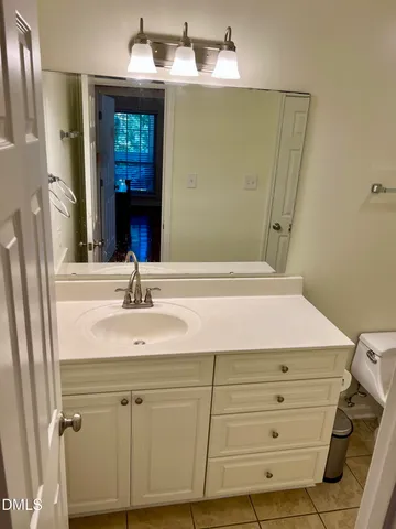 a view of livingroom with furniture and windows