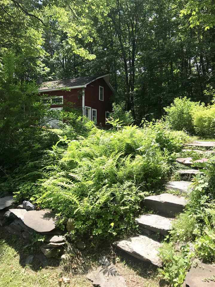 1320 Middle Road Dummerston, VT 05301 - Photo 33 of 40