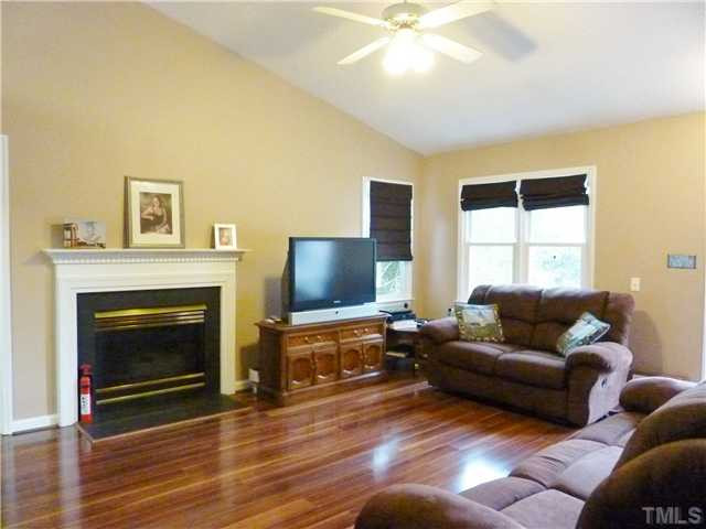 175 Hood Farm Road Clayton, NC 27520 - Photo 4 of 15 Photo 4