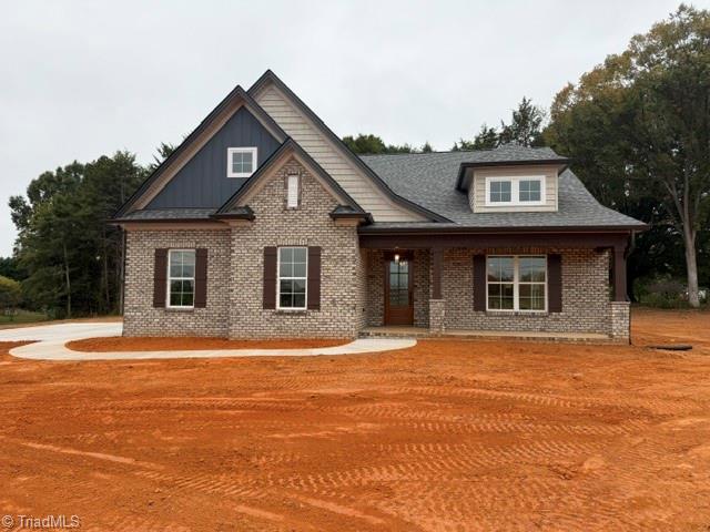 New Construction - Front of home