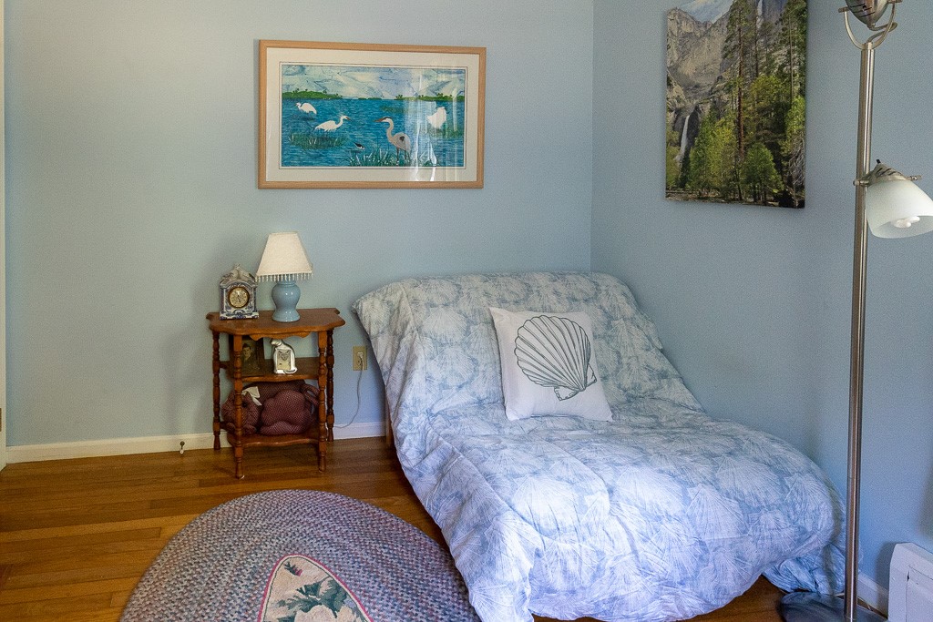 5 Barton Lane Middletown, RI 02842 - Photo 28 of 36 First floor bedroom 2