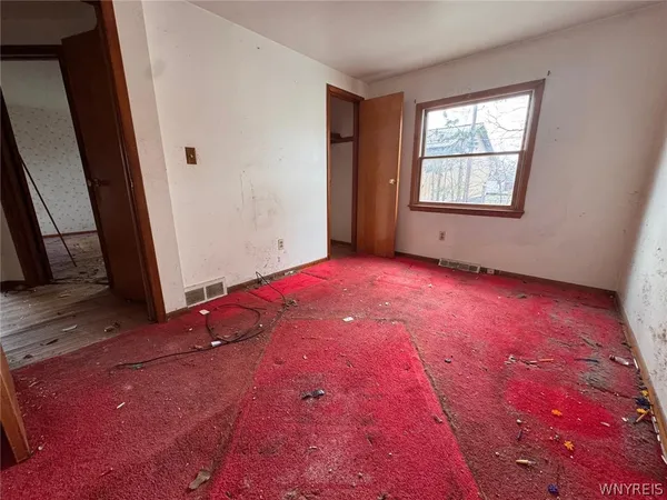 $275,000 | 40 Marie Avenue, Cheektowaga, NY 14227