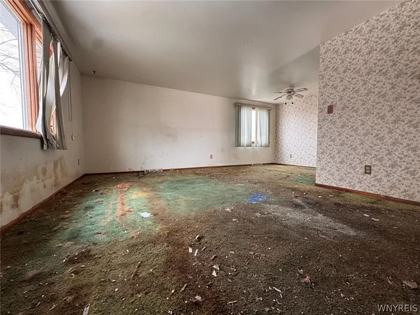 $275,000 | 40 Marie Avenue, Cheektowaga, NY 14227