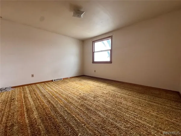 $275,000 | 40 Marie Avenue, Cheektowaga, NY 14227