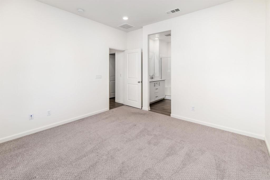 953 Radcliffe Trail Vista, CA 92081 - Photo 21 of 34