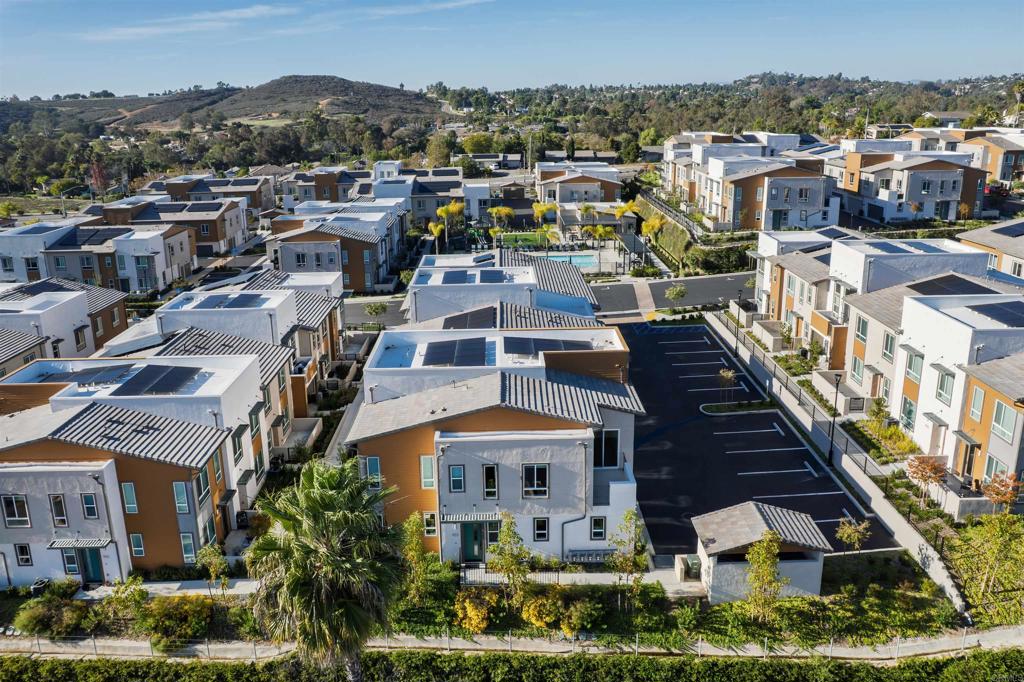 953 Radcliffe Trail Vista, CA 92081 - Photo 31 of 34