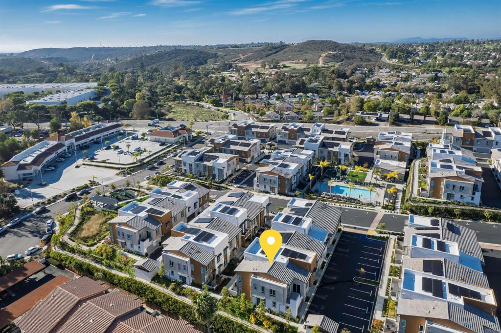 953 Radcliffe Trail Vista, CA 92081 - Photo 32 of 34