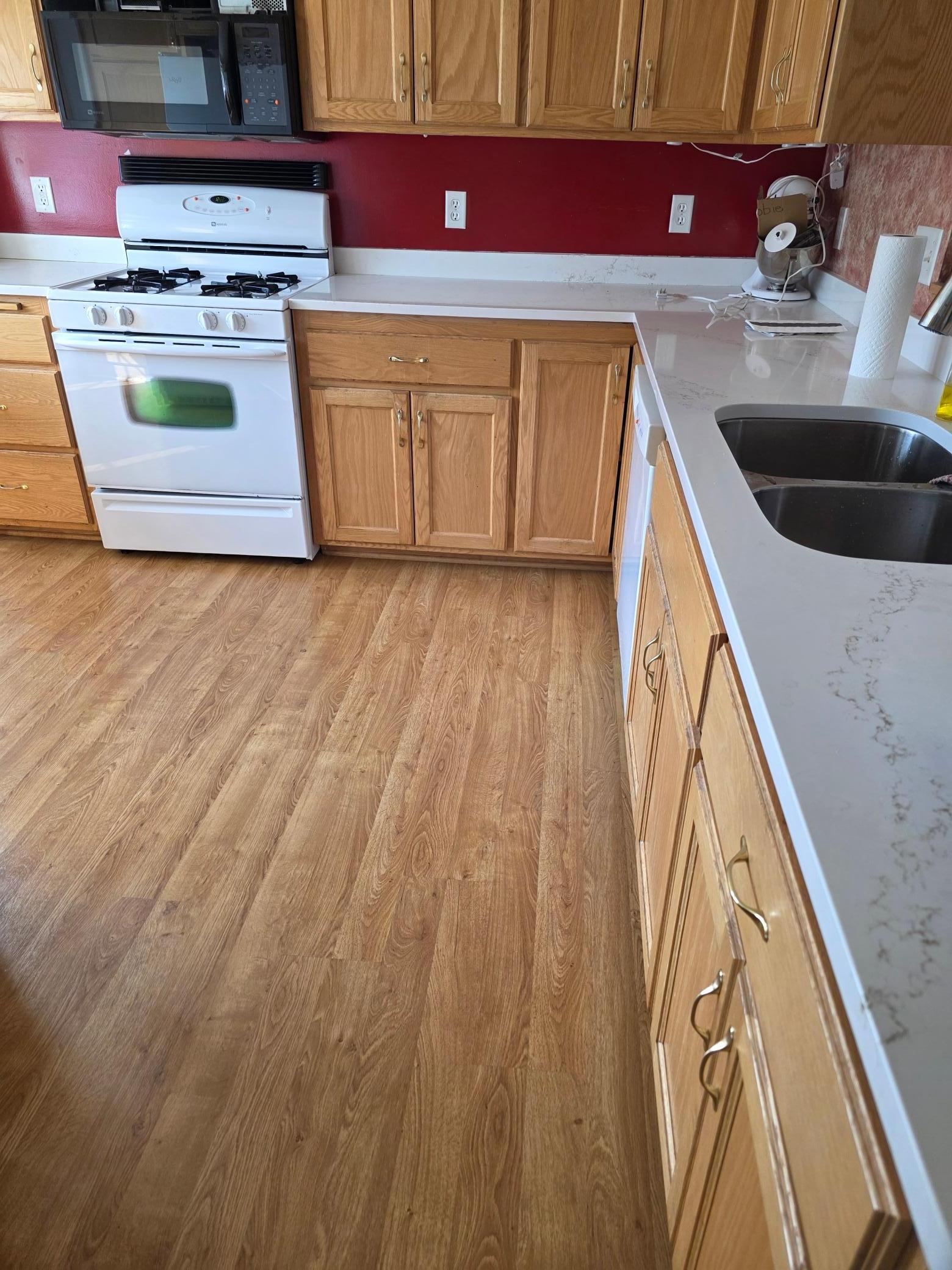 820 Shady Ridge Lane Braham, MN 55006 - Photo 2 of 14