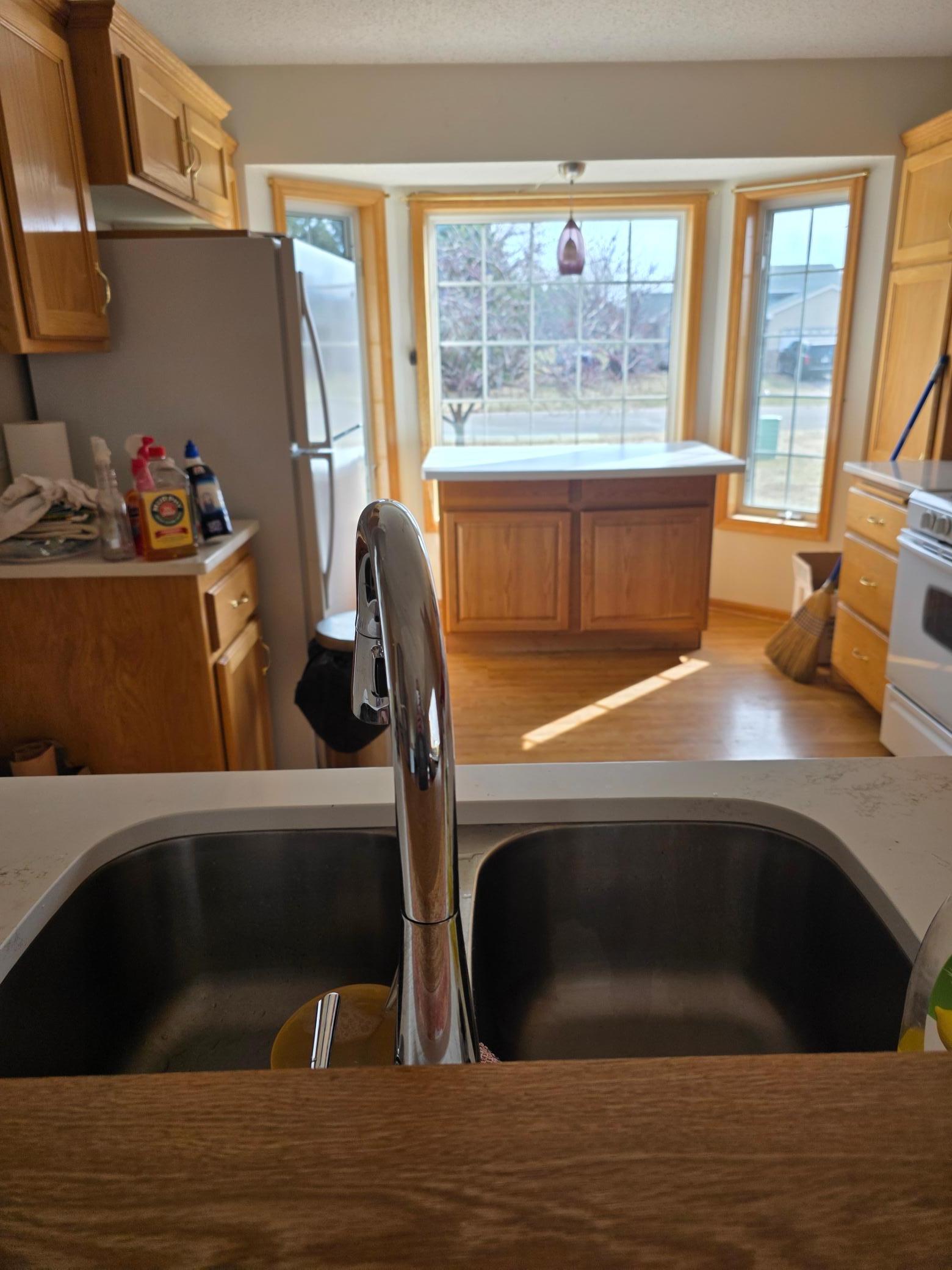 820 Shady Ridge Lane Braham, MN 55006 - Photo 3 of 14