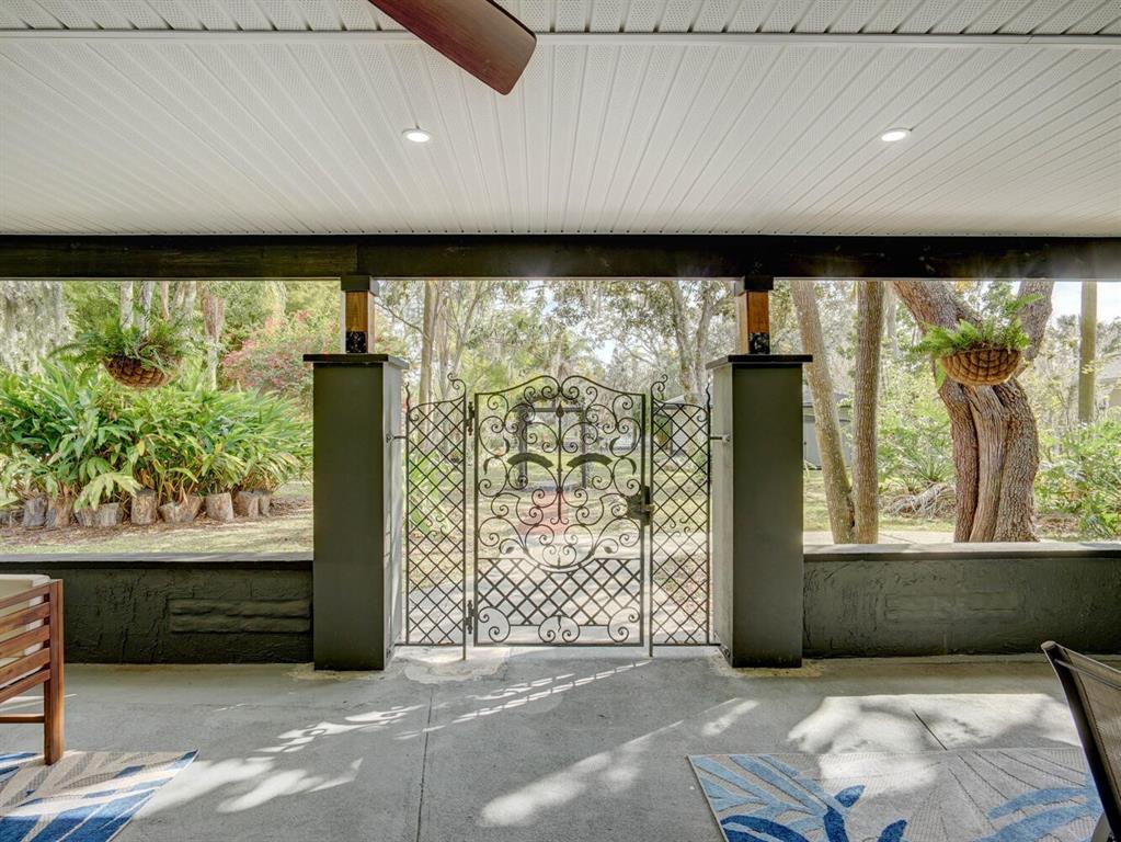 6746 River Road New Port Richey, FL 34652 - Photo 32 of 55 a living room with a large window
