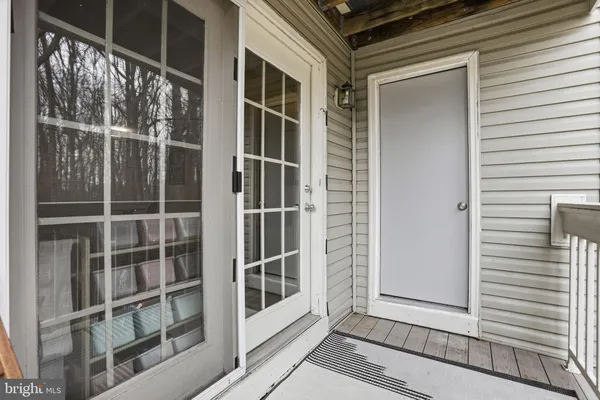 $317,000 | 5704 Shadwell Court, Unit 91, Alexandria, VA 22309