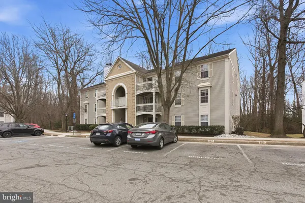$317,000 | 5704 Shadwell Court, Unit 91, Alexandria, VA 22309