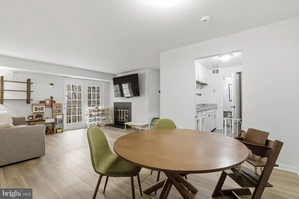 $317,000 | 5704 Shadwell Court, Unit 91, Alexandria, VA 22309