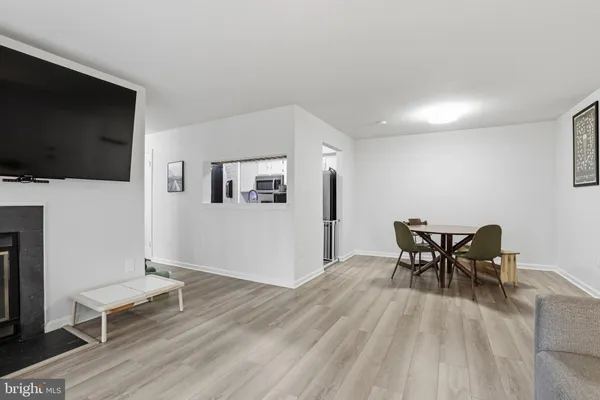 $317,000 | 5704 Shadwell Court, Unit 91, Alexandria, VA 22309