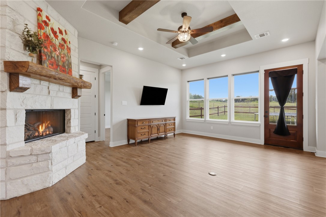 10405 Lone Star Road Washington, TX 77880 - Photo 5 of 25