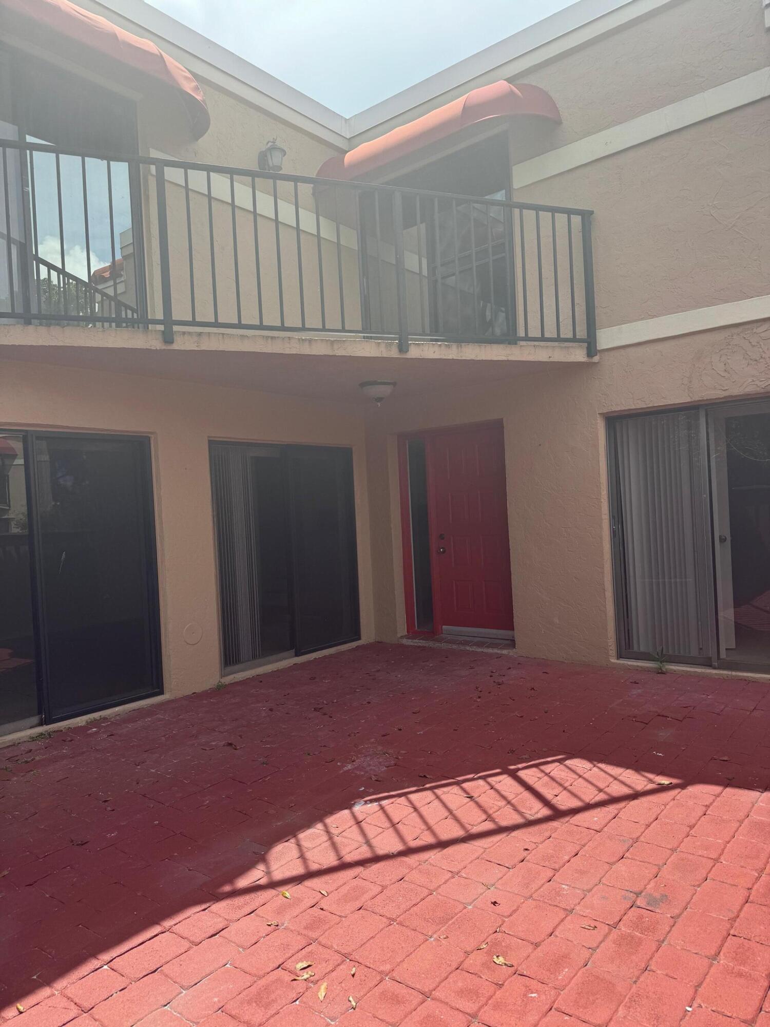 8068 Severn Drive, Unit B Boca Raton, FL 33433 - Photo 2 of 12 a view of a windows