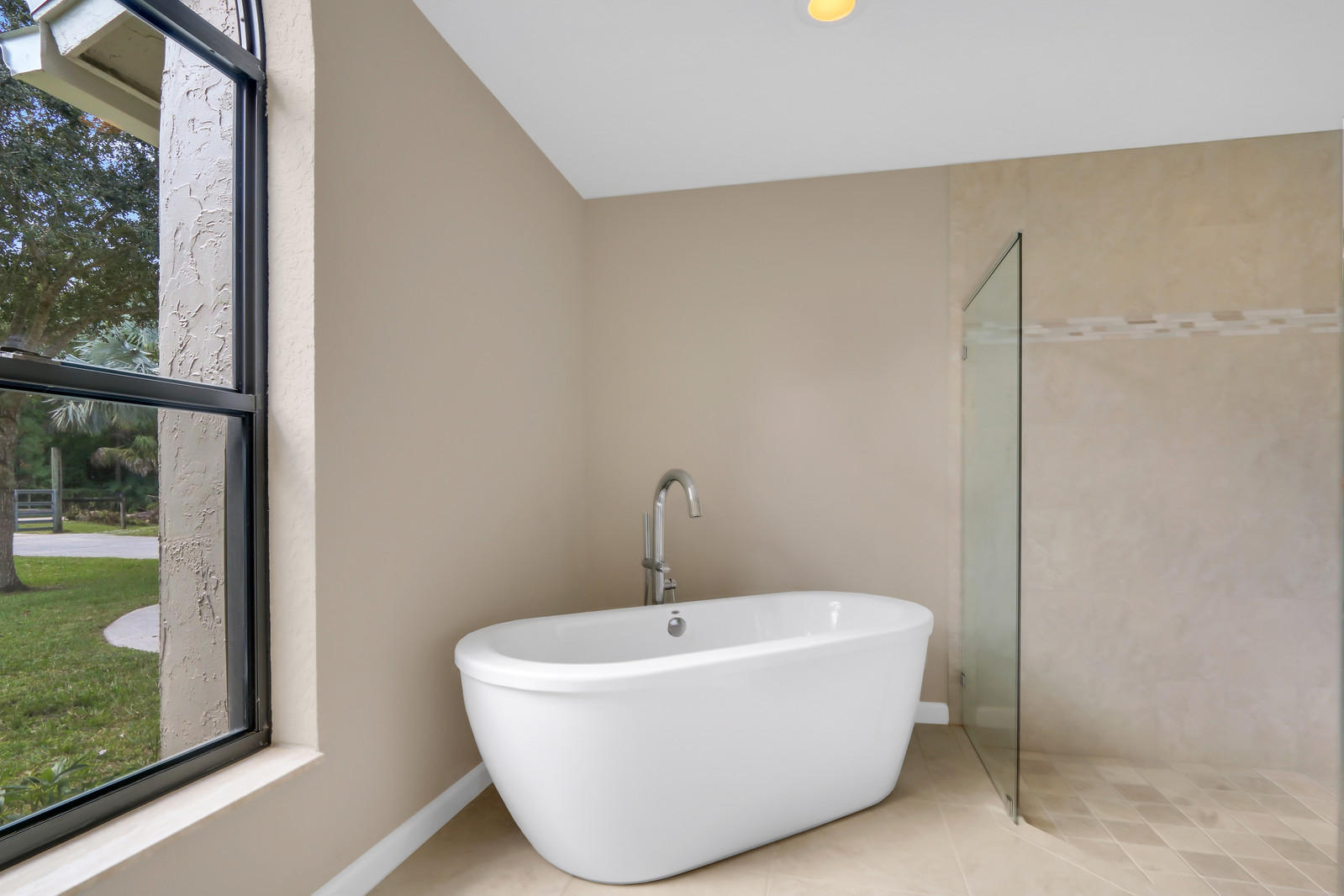 13391 153rd Road North Jupiter, FL 33478 - Photo 12 of 40 Master shower & tub