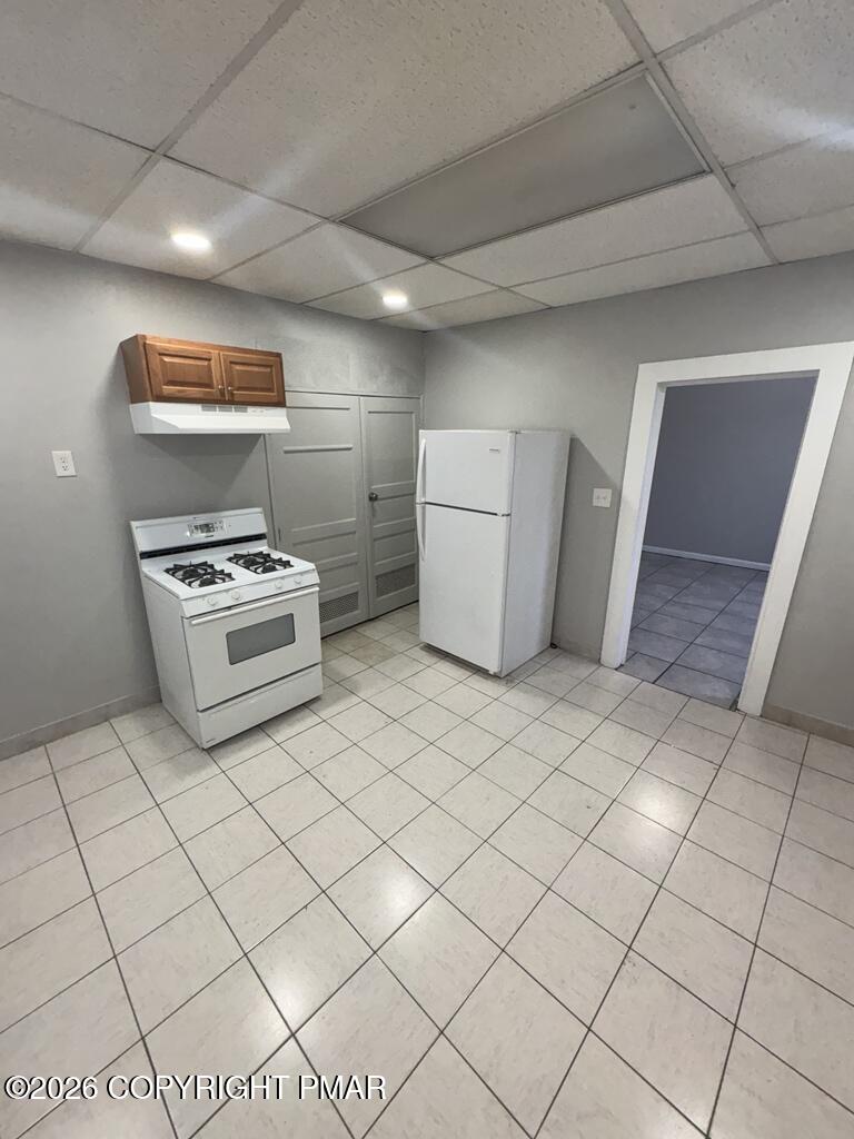 532 Cherry Street, Unit D Scranton, PA 18505 - Photo 2 of 26 a view of kitchen and utility room