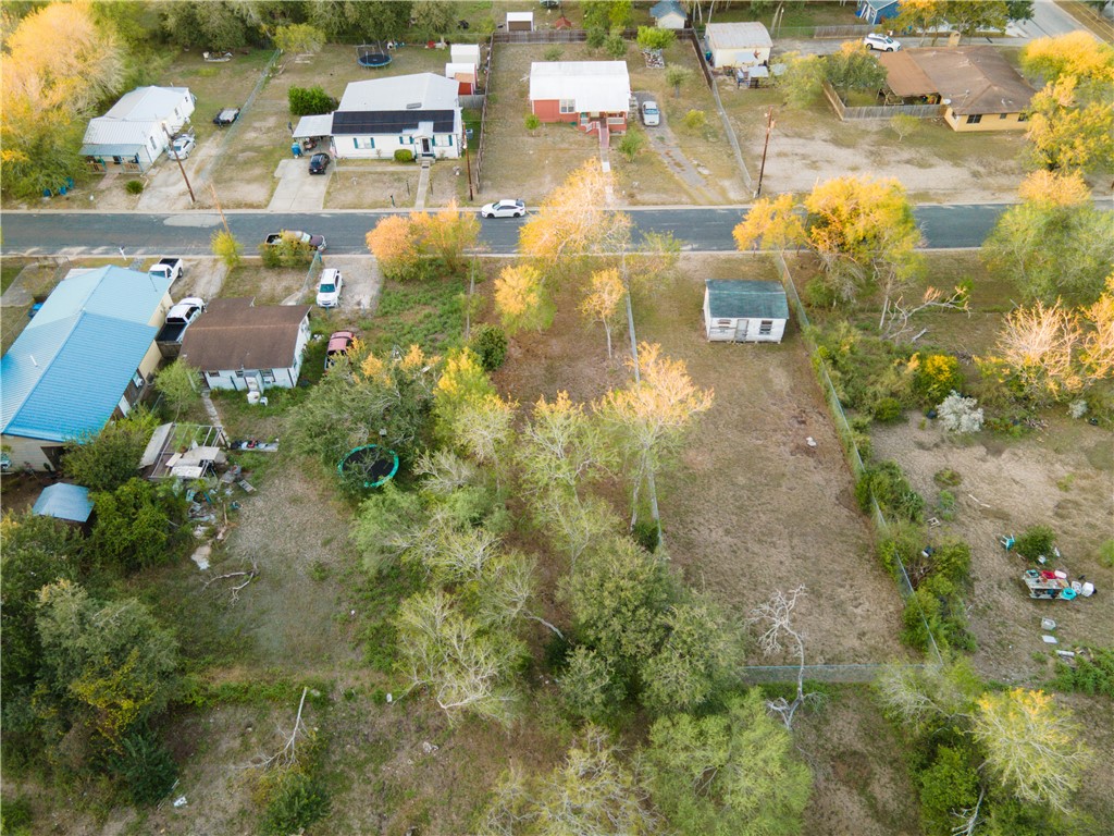 1405 West Springer Street Beeville, TX 78102 - Photo 14 of 20