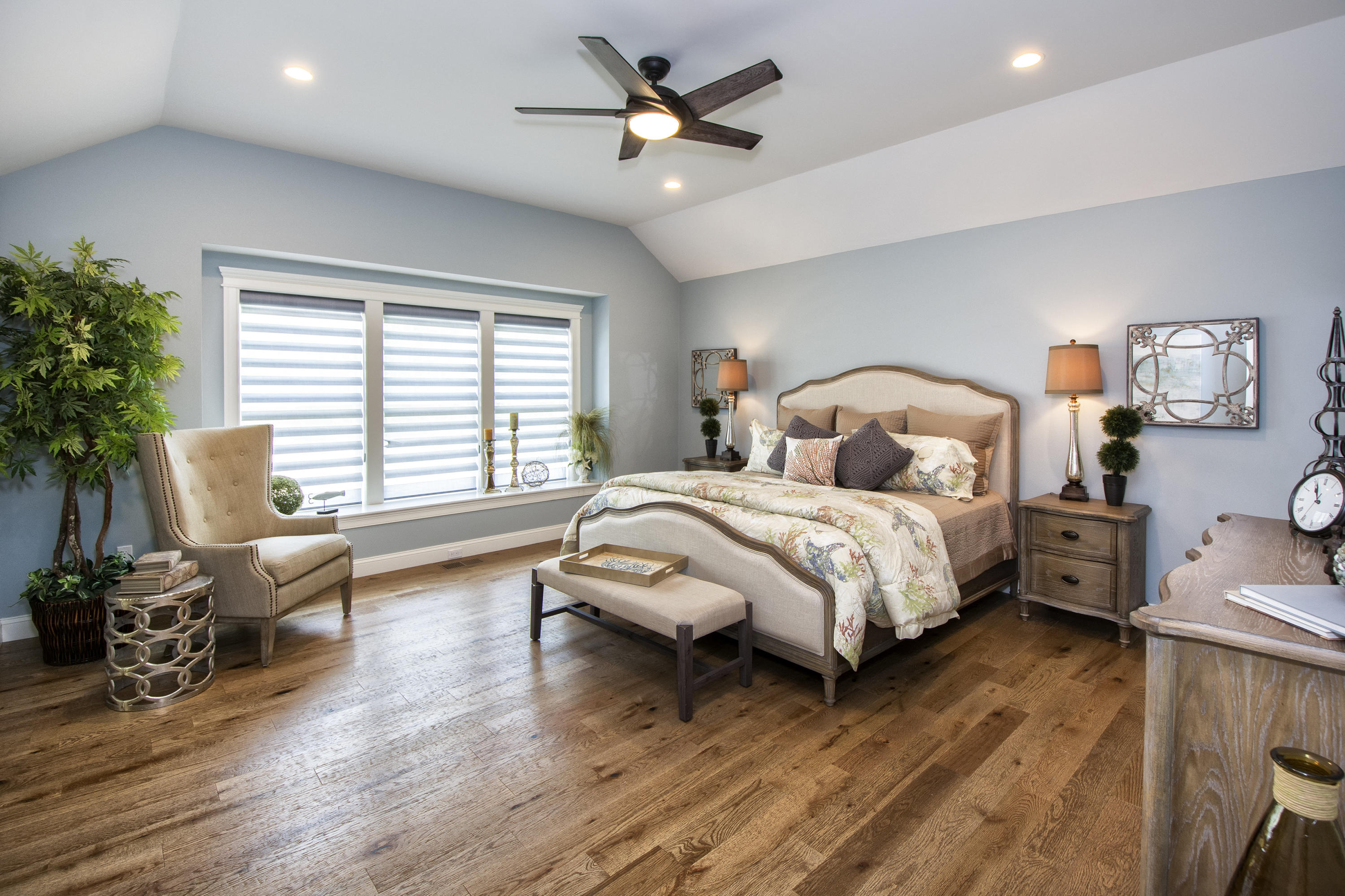 22 Cobblestone Circle Mashpee, MA 02649 - Photo 11 of 34 a bedroom with a bed and wooden floor