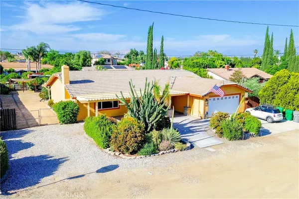 $725,000 | 18760 Boulder Avenue, Riverside, CA 92508