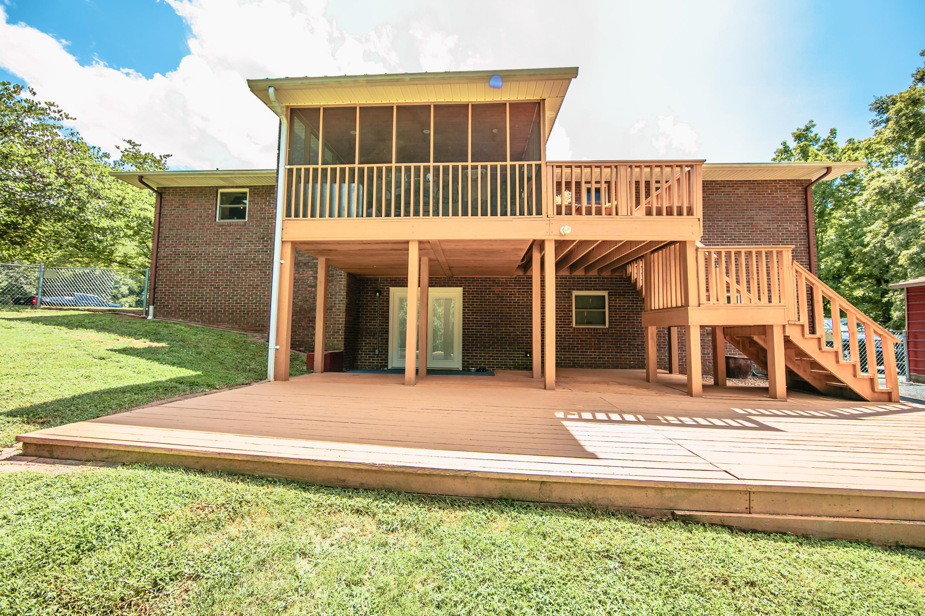 522 Bluff Pointe Road Harriman, TN 37748 - Photo 21 of 31 0M6A5901-1
