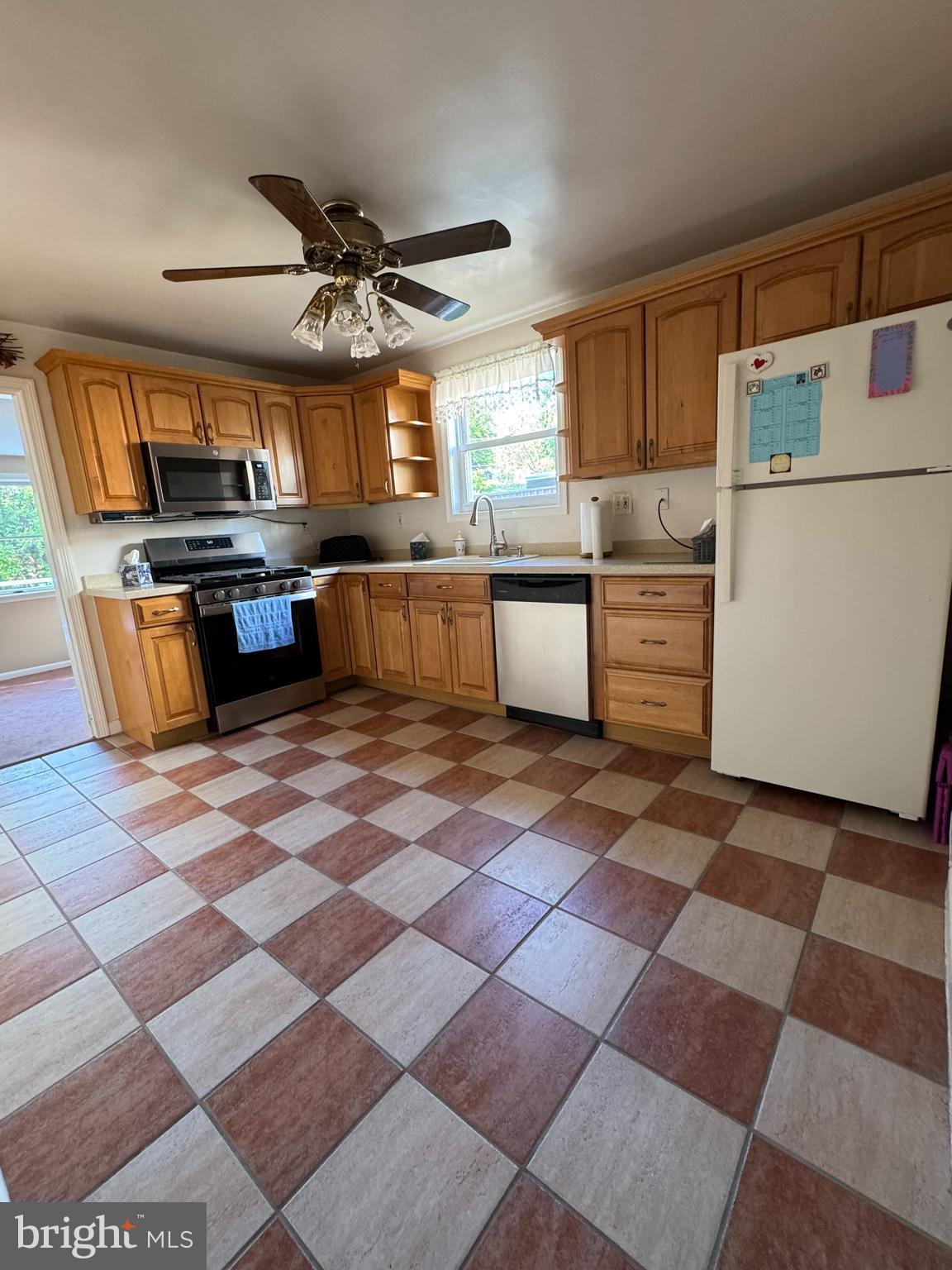 154 Wyndmoor Road Havertown, PA 19083 - Photo 9 of 22 Kitchen View