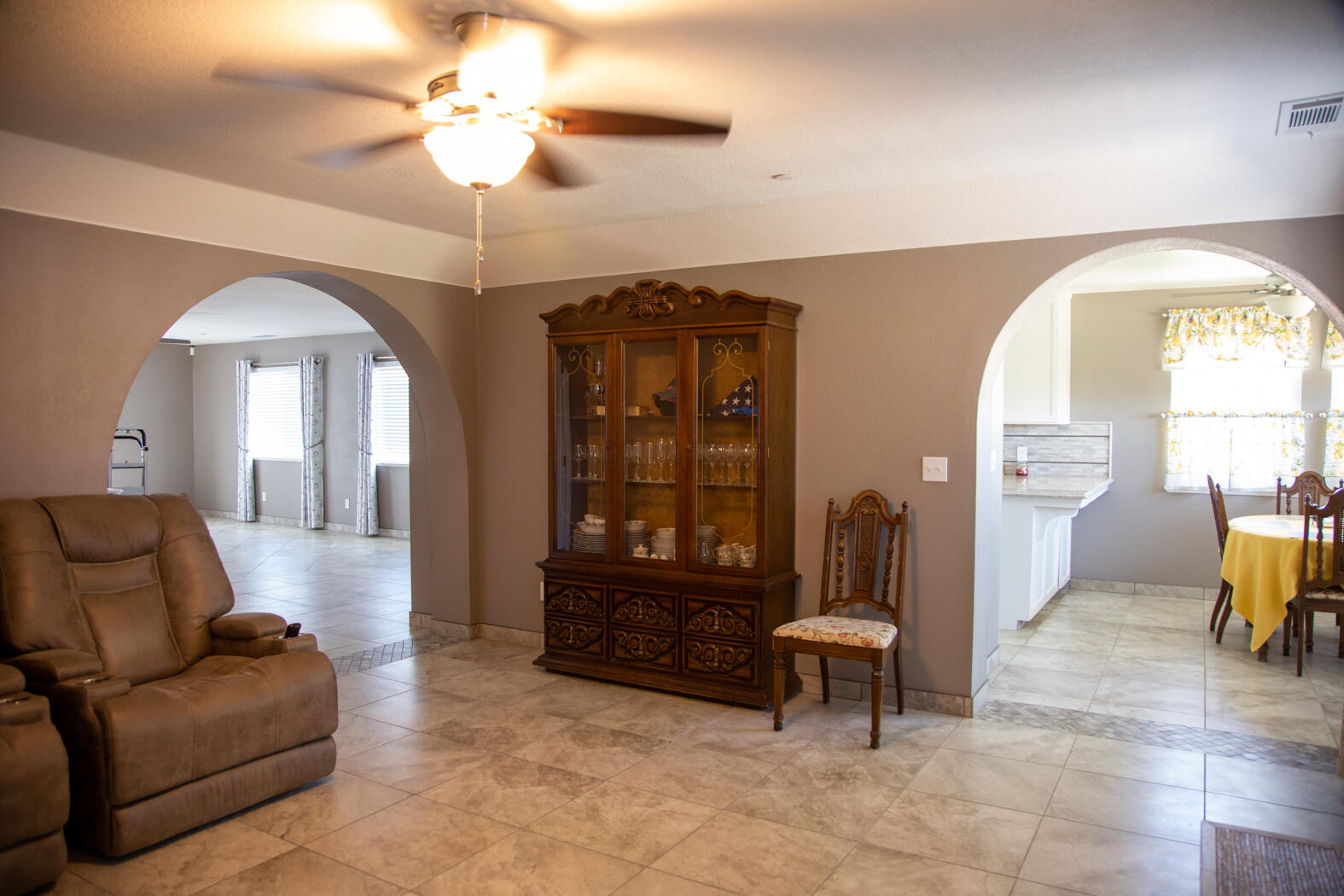 147 South Cornucopia Road Exeter, CA 93221 - Photo 22 of 42 BOP_6403
