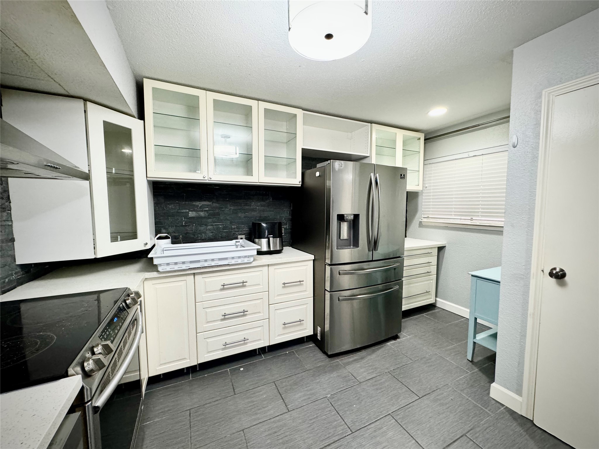 8918 Bissonnet Street, Unit 402 Houston, TX 77074 - Photo 5 of 25