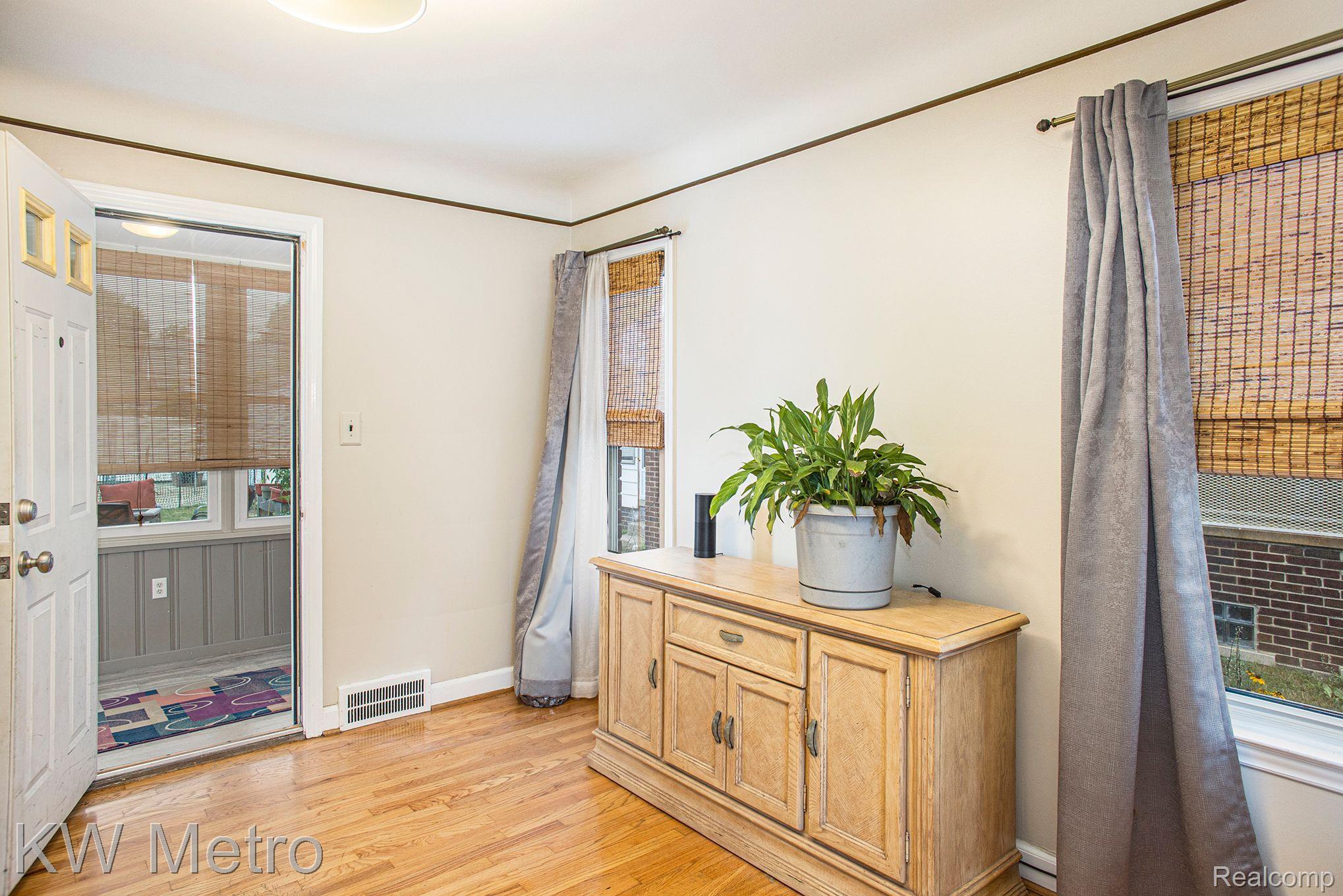 10675 Balfour Road Detroit, MI 48224 - Photo 8 of 14 Gallery Image 8