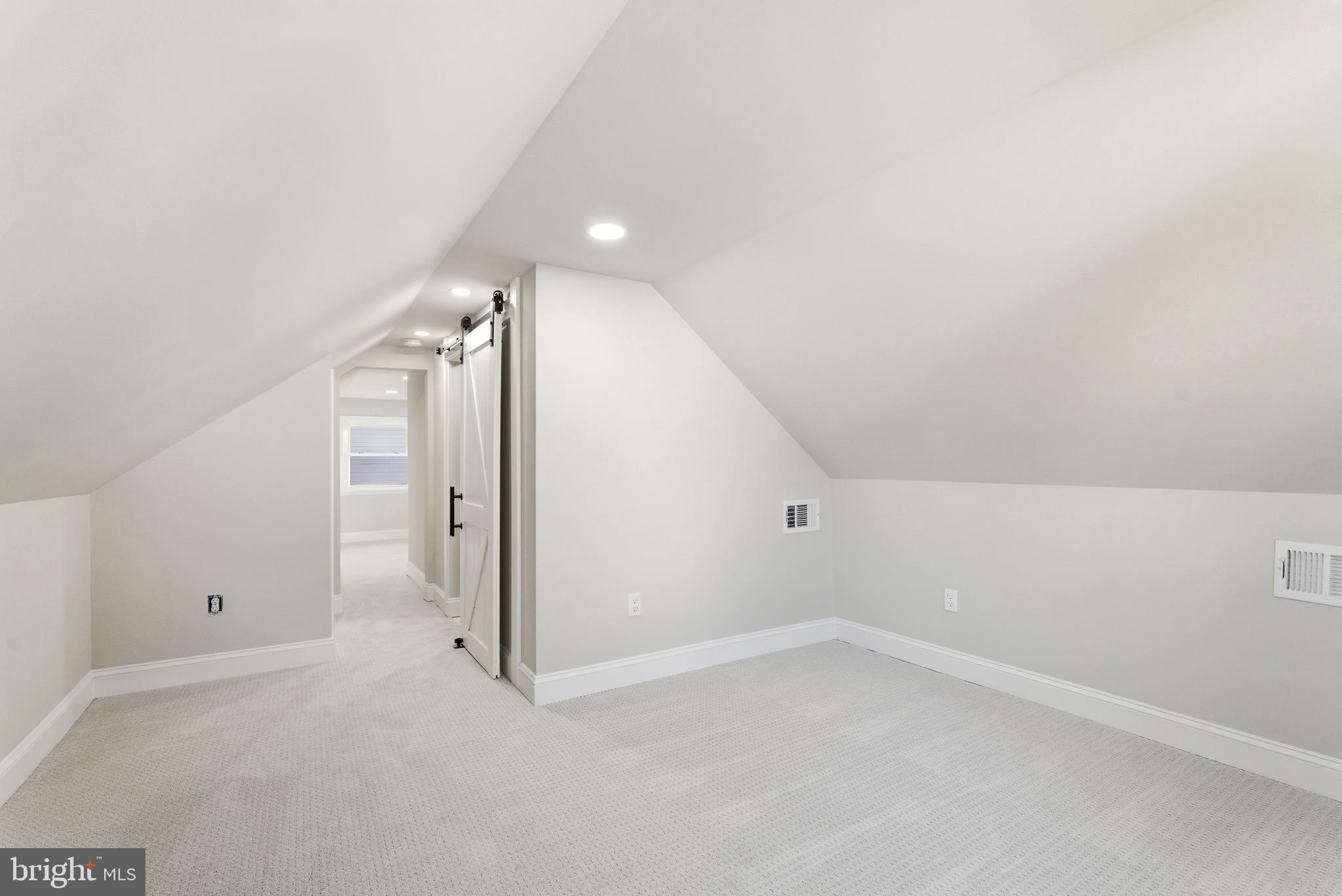 6735 Gouthier Road Falls Church, VA 22042 - Photo 32 of 41 Den/Office