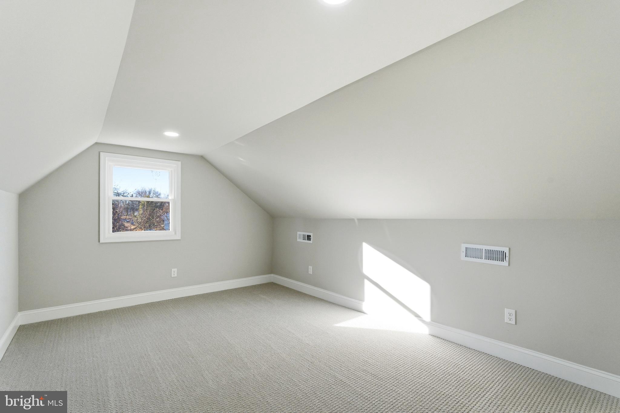 6735 Gouthier Road Falls Church, VA 22042 - Photo 33 of 41 Den/Office