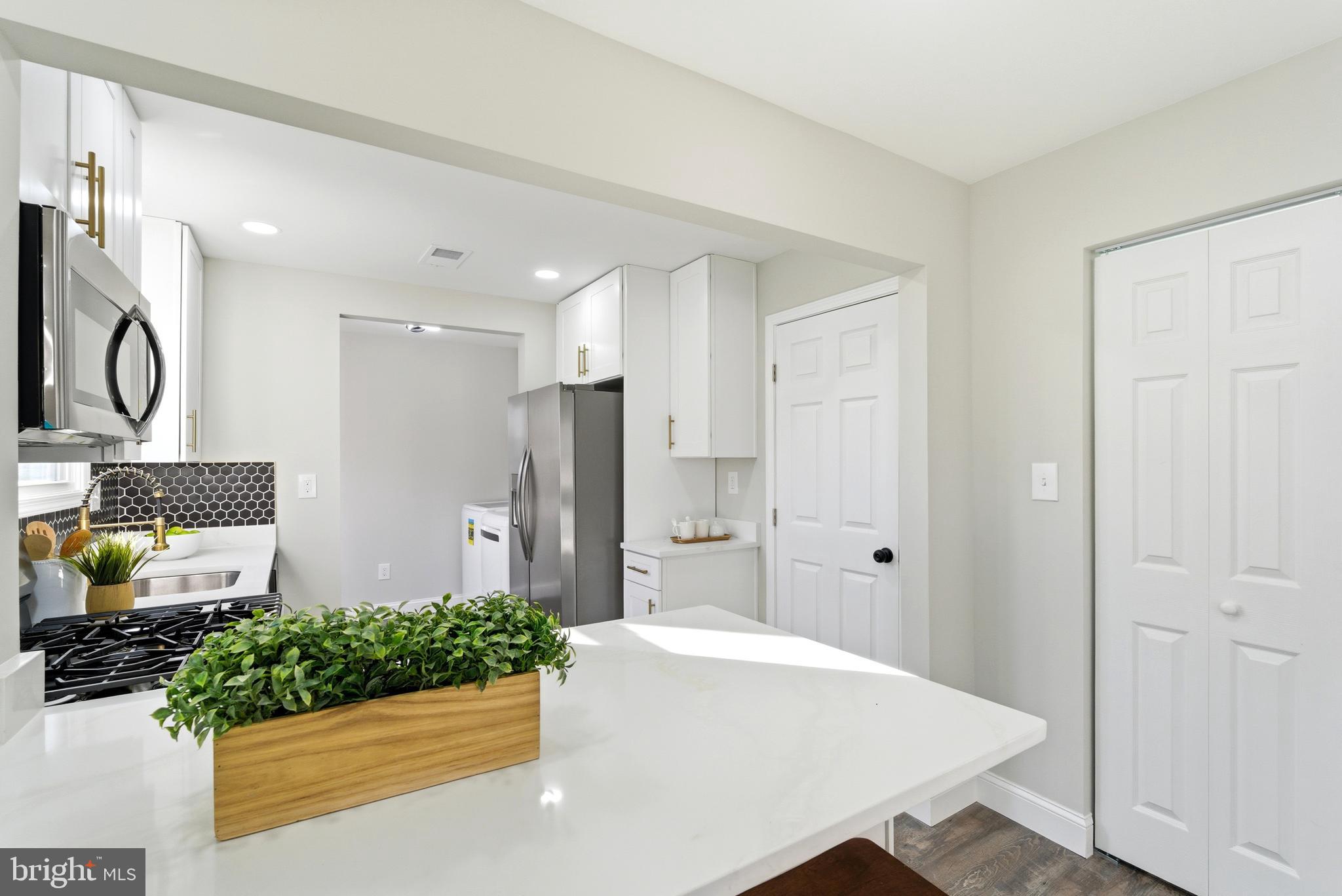 6735 Gouthier Road Falls Church, VA 22042 - Photo 5 of 41 Kitchen