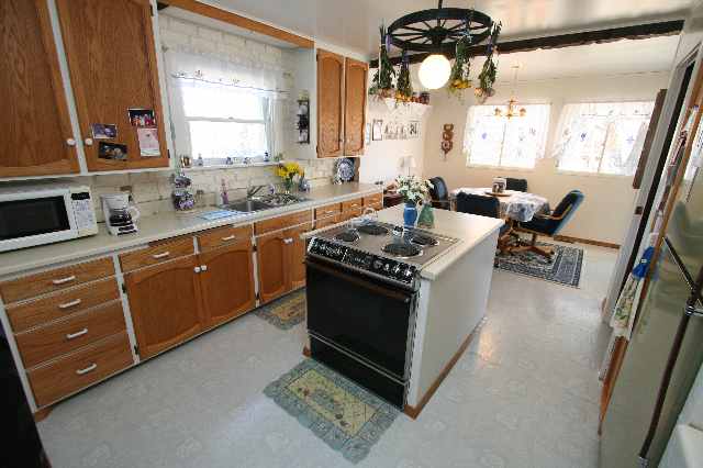 1203 South Progress Road Spokane Valley, WA 99037 - Photo 2 of 9
