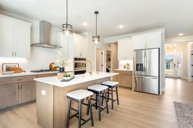 $674,900 | 544 Kiddle Lane, Union Grove, WI 53182