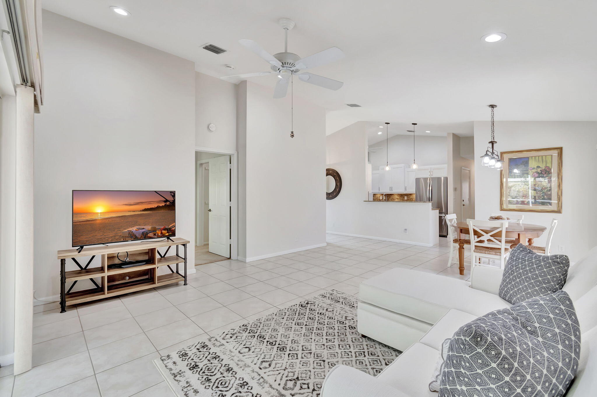 7445 Chorale Road Boynton Beach, FL 33437 - Photo 3 of 28 Main Living