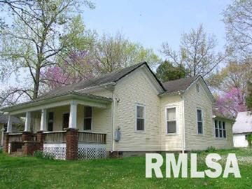 704 Main Vienna, IL 62995 - Photo 1 of 6 Gallery Image 1