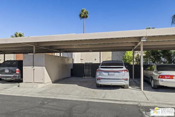 $475,000 | 250 East Via Escuela, Unit C, Palm Springs, CA 92262