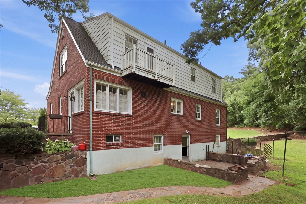 63 Goodwin Street Springfield, MA 01151 - Photo 37 of 42 Gallery Image 37