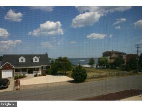 37 Cove Road West Bayville, NJ 08721 - Photo 3 of 9 Gallery Image 3