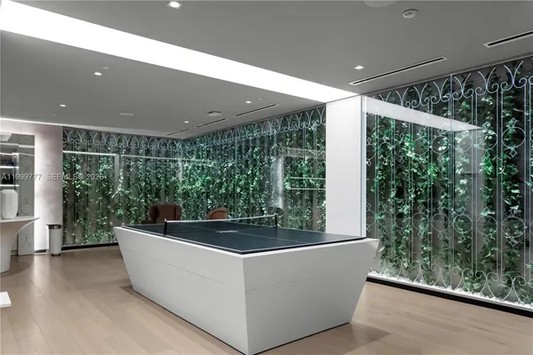 $5,900 | 1000 Brickell Plaza, Unit 2003, Miami, FL 33131