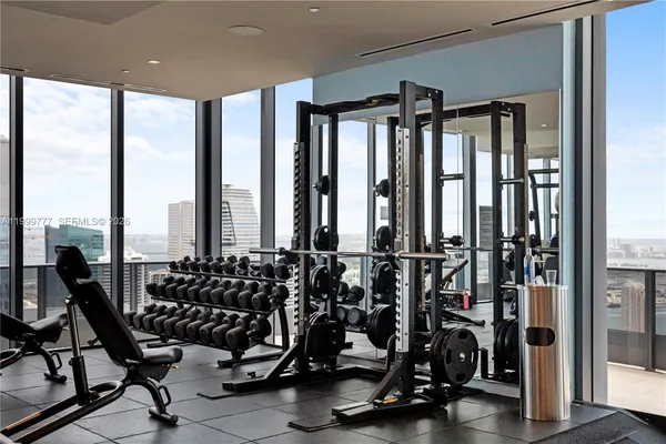 $5,900 | 1000 Brickell Plaza, Unit 2003, Miami, FL 33131