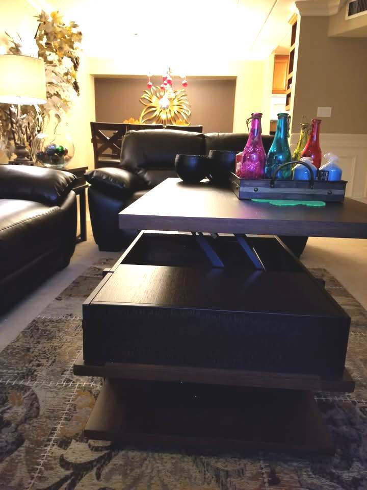 300 South Roselle Road, Unit 207 Schaumburg, IL 60193 - Photo 5 of 13 a living room with furniture and a lamp