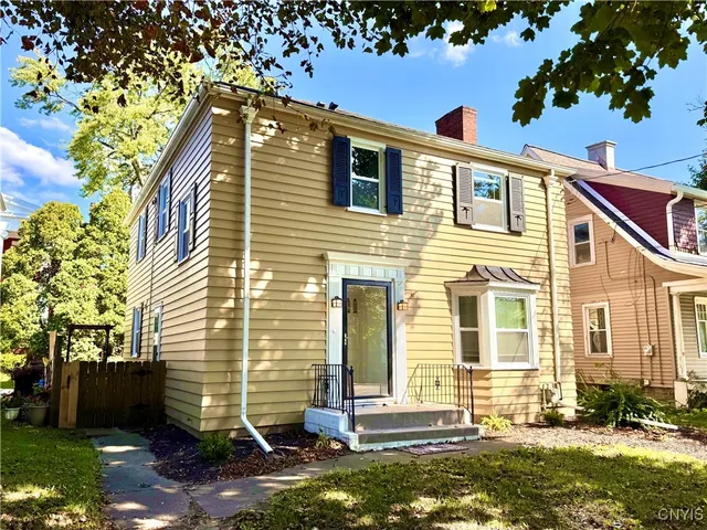 $199,900 | 130 North Street, Auburn, NY 13021