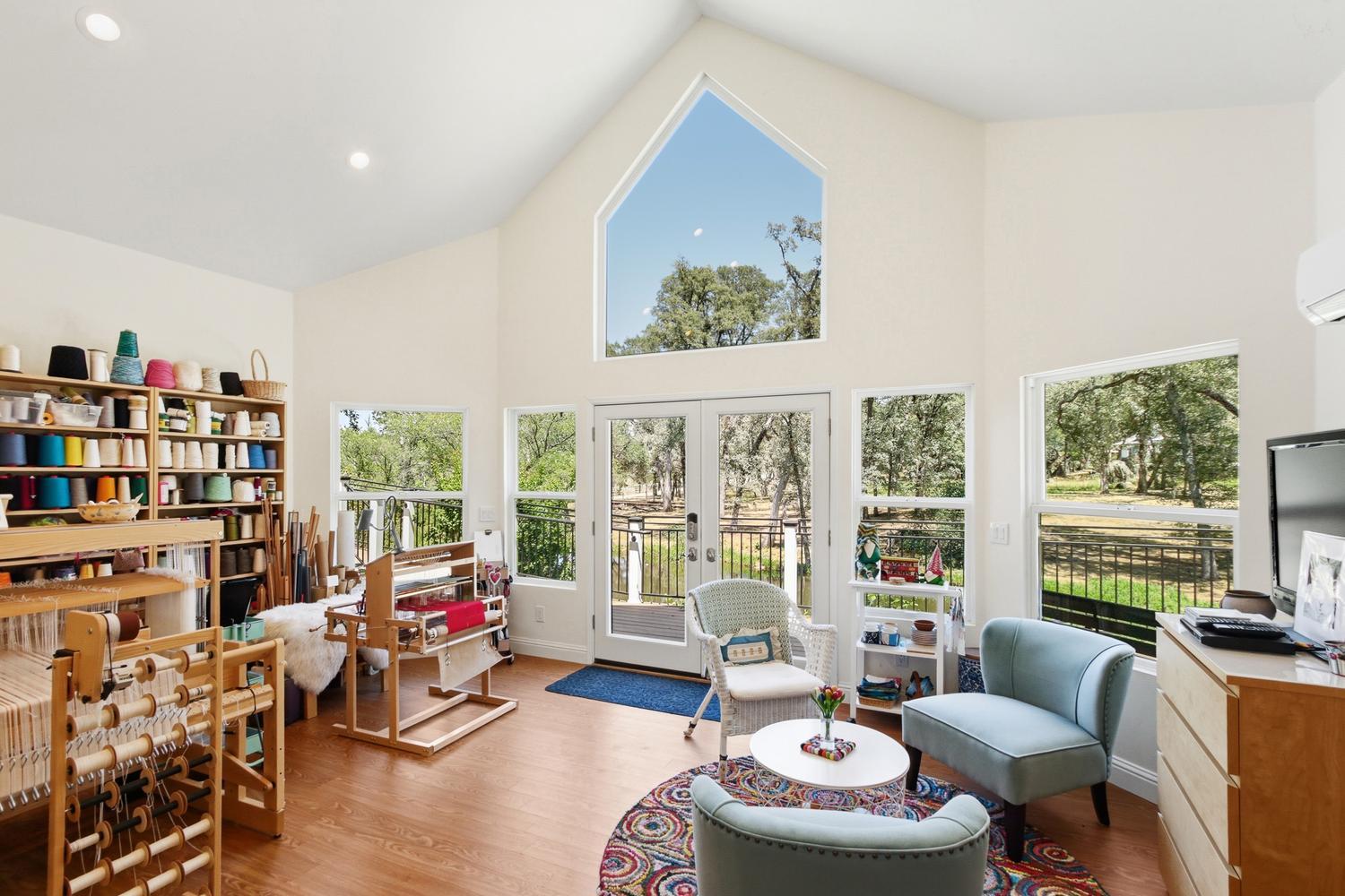 4294 Creekhaven Road Auburn, CA 95602 - Photo 44 of 73 500 sq. ft. Art Studio/Flex space.