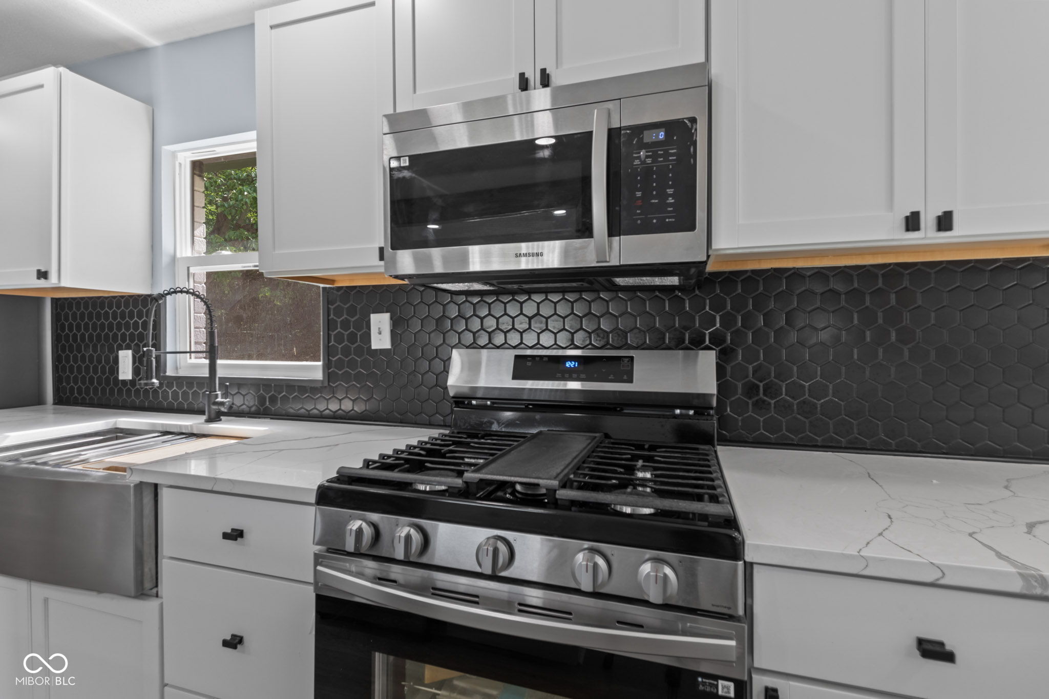 4305 Five Points Road Indianapolis, IN 46239 - Photo 18 of 70